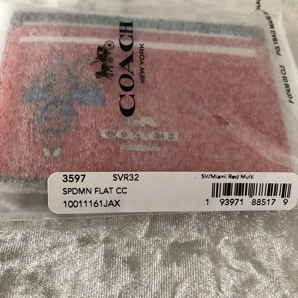 🔥Coach x Marvel | Spider-Man Card Case - Picture 11 of 13